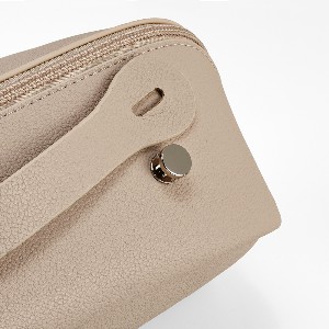 geanta cosmetice piele reciclata macao personalizata atb004 1